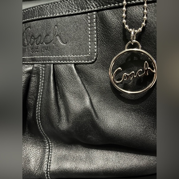 COACH Ashley Black Leather Shoulder Bag Used in Excellent  Condition !!!! - Picture 6 of 8